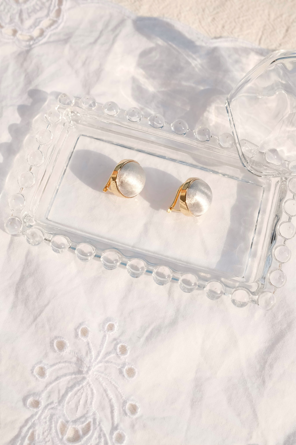 Satin Gleam Silver Studs