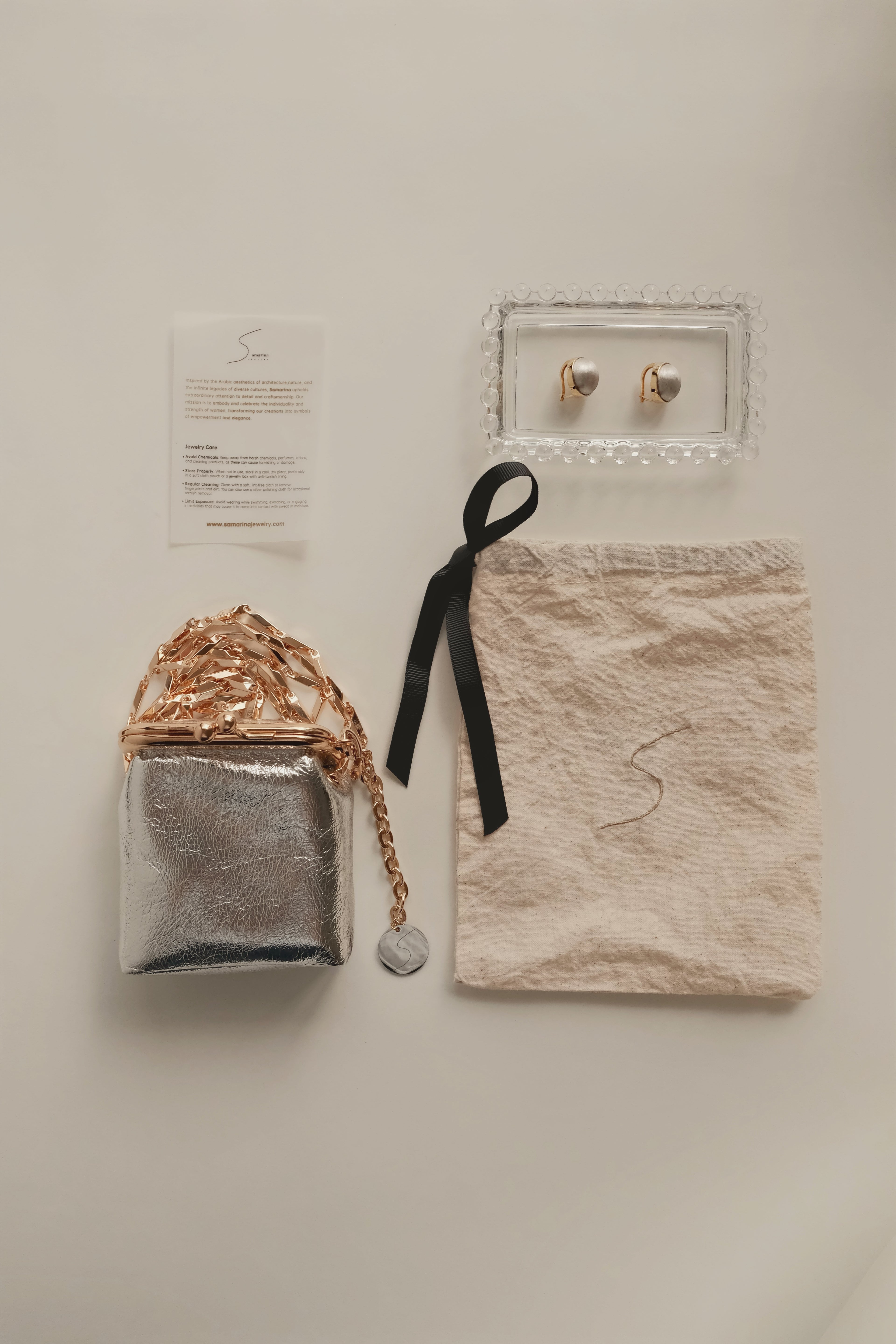 Azhar Cosmos Earrings （Silver）
