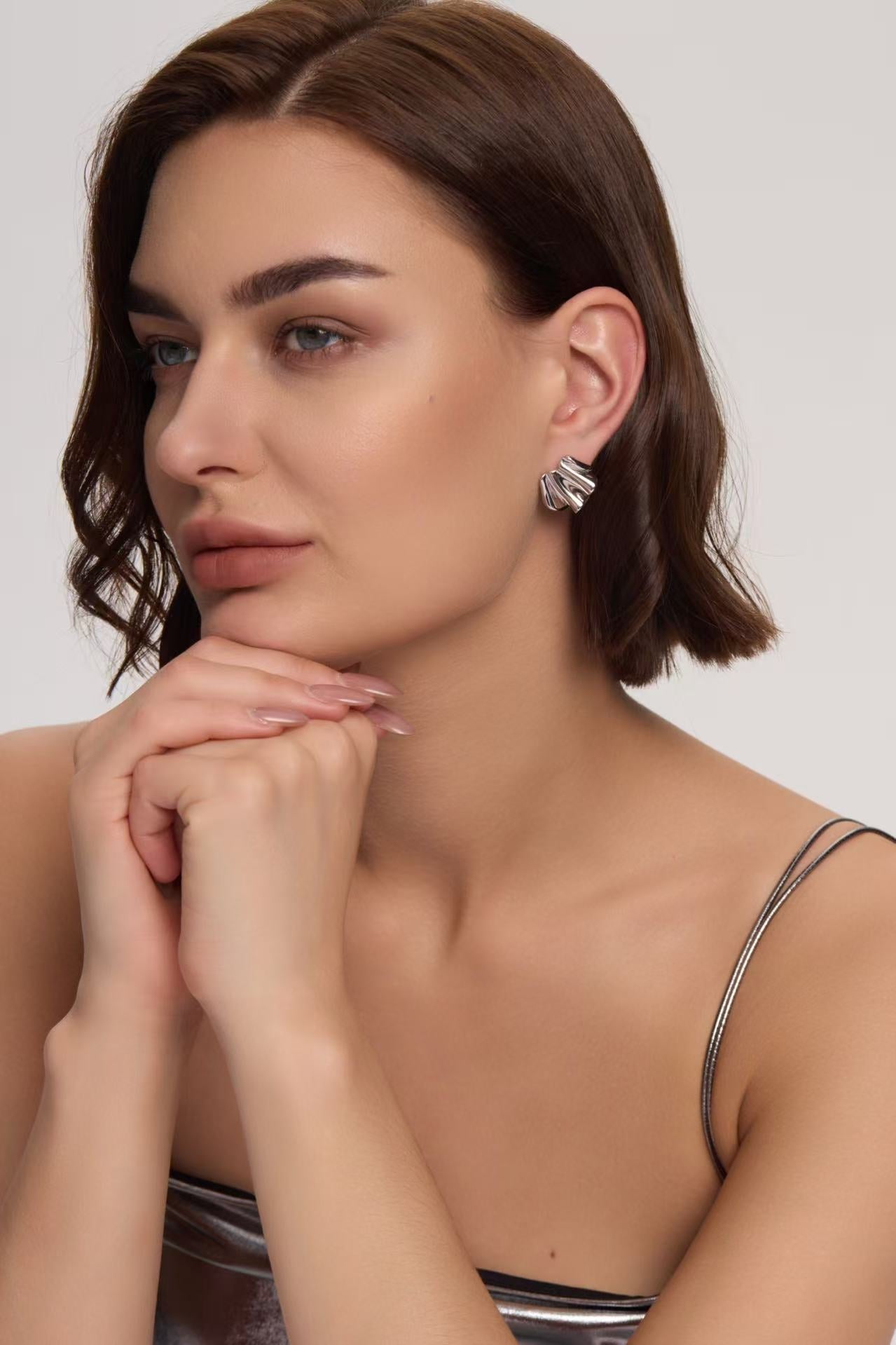 Dancing Fin Earrings - Samarina Jewelry